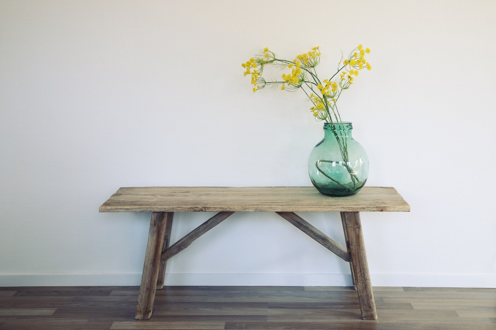 Bb De Lelie Bankje Met Bloemen 2 Klein
