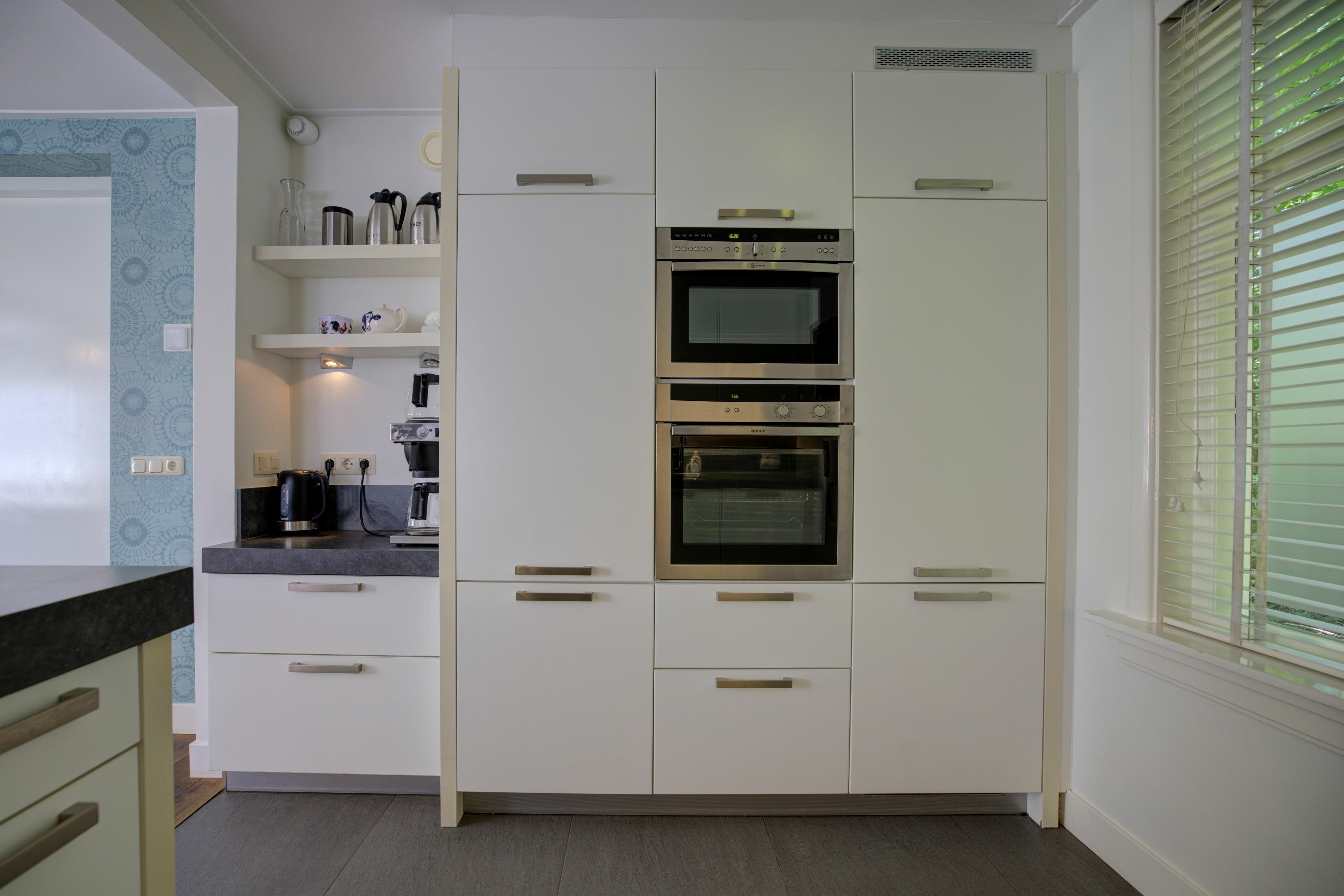 Keuken De Meidoorn Met Kastwand
